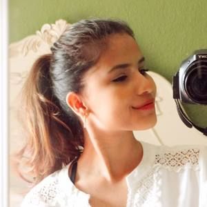 Meet your Posher, Aracely